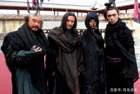 金庸笔下最尴尬的3位高手，外号名字霸气，脾气不小，武功却很差